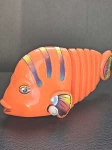 Screwdriver Toy Animal Swinging Fish Wind up Running Toys Educational Crawling for 1 3 5 Years Old Baby Intelligence Development