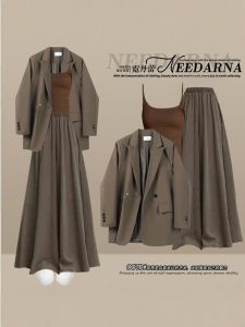 Loose Suit Jacket And Tank Top Two-Piece Set Elegant Chinese Brand Fashionable Long Sleeve Polo Collar Button up New Years Outfit