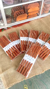 Bộ 10 Đôi Đũa Gỗ Dừa Bến Tre Cao Cấp Đũa Dài 24cm Thiết Kế Bền Đẹp Chống Trơn & Dễ Gắp An Toàn Sức Khỏe - KIM TỨ