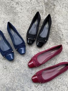 Ultra Soft Flat Bottom Single Shoes 2023: Versatile Comfortable Square Head Slip-On Flats Butterfly Knot Large Size Women's Shoes