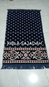 Sajadah Beludru Velur Terbaru & Grosir Sajadah Murah