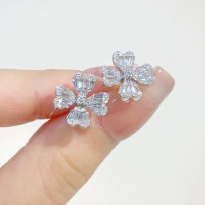 LAZO DIAMOND Blessing Blessing Clover Baguette Diamond Stud Earrings in 9k White Gold