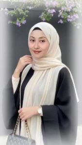 Hijab Pashmina Kaos Rayon Elegan Warna Pastel