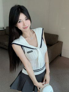 Áo Len Dệt Kim Cổ Thuyền Màu Xanh Nước Biển Cho Nữ Mùa Đông Áo Vest Không Tay Ngọt Ngào Cay Nồng Áo Ngắn Thanh Lịch