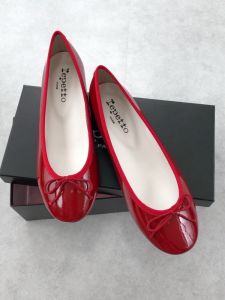 Spring 2024 Ballet Flat Shoes round Toe Butterfly Knot Slip-On Loafers Smooth Leather Red Ballerinas Casual Fashion Footwear