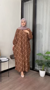 Kaftan Wanita Motif Daily Size Jumbo Busui Resleting Depan Bahan Rayon Premium Motif Terbaru Viral Dan Trendy
