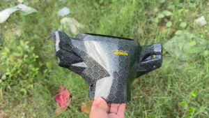 Bợ Cổ Xe Sirius 50-110 Carbon AKANA