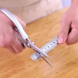 1pc Professional 8.5-inch Stainless Steel Kitchen Scissors with Aluminum Alloy Handle Perfect for Cutting Chicken Bones and More