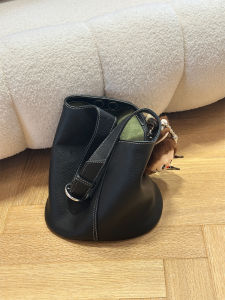 Black Bucket Bag Womens 2025 New Luxury Subtle High-End Single Shoulder Underarm Bag Summer Fashionable Handbag Leather Purse