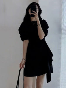 Summer New plus Size Short Sleeve A-Line Black Dress Womens Design Sense Elegant Waist Shaping Belly Covering Slimming Dress