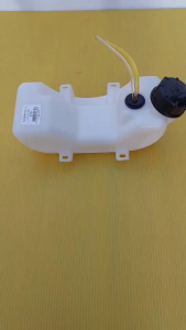 ถังน้ำมันเครื่องตัดหญ้าUT31ถังเบนซินคุณภาพสูง สำหรับเครื่องสะพายหลัง รุ่นยอดนิยม | พร้อมฝาเกลียว ใส่ได้พอดี ไม่ต้องแปลง