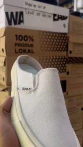 SABA Vintage Slip On Flip Mule Off White- Sepatu Lokal Sneakers Casual Pria Wanita 100% Original - FM 06