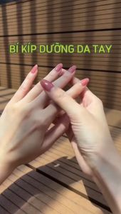 Kem Dưỡng Da Tay Chân JingChunMimi Chứa VitaminE Thế Hệ Mới Giúp Dưỡng Ẩm Cho Đôi Tay Chân Mềm Mướt 300ml