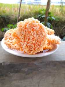 Cemilan Gurih Bandung: Rengginang Renyah & Enak