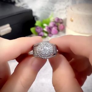 Huitan 2023 Wedding Trend Women Rings Full Bling Iced Out AAA White Cubic Zircon Rings Luxury Fashion Engagement Jewelry Anillos