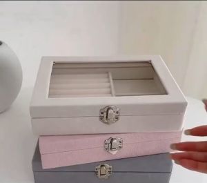 Multi-Compartment Jewelry Organizer Storage Box with Lid for Rings Earrings Necklaces Bracelets — Portable Plastic Accessories Storage Case Dustproof Compact Jewelry Box for Travel Home Vanity Table Closet Gift for Women and Girls