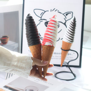 1PCS Simulation of a Pointed Ice Cream Cone with a Two-Color Pure Color Ice Cream Model Party Decoration Home Decoration Ice Cre