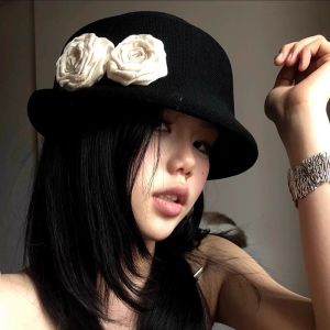 BAOYINFEI | Face-Slimming Flower Embellished Summer Beret