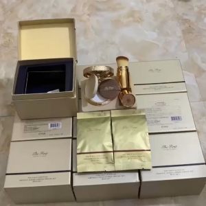 New Date-2028 Set Phấn Nước Ohui The First Geniture Ampoule Cover Cushion Tặng 2 lõi Refill x 15gr 1 Brush No.01 Milk Beige