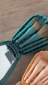 5 Shell Makeup Brush Set with Mirror Portable Eyeshadow Brush Loose Powder Brush Blush Brush Travel Pack Beauty Tools 5支贝壳化妆刷套装带镜子