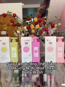 Sữa tắm dưỡng thể hương hoa cao cấp OLEXRS Lotus 800ml - Anh quốc