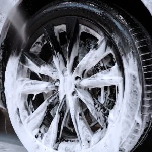 AUTOTRIZ Bling Rich Foam Car Shampoo (483ML) – High Gloss Car Wash | UV Protection | Safe for All Paints