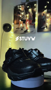 STUVW Sepatu Sekolah Swift Racer