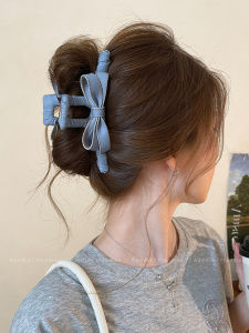 HANDIE | Elegant Large Bow Hair Clip for Bun