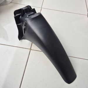 spakbor depan bagian belakang nih untuk Supra X 125 R atau 125 lama berikut Revo lama ataupun Revo lancip