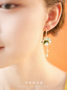 ต่างหูสไตล์ดั้งเดิมปีใหม่ A2026 ทำมือสำหรับผู้หญิง ฤดูใบไม้ร่วง/ฤดูหนาว เครื่องประดับแฟชั่นระดับไฮเอนด์ ต่างหูแบบเดี่ยว