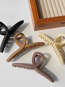 South Koreas Maillard Simple And High-End Grabber Hair Clip For Women With Hair On The Back Of The Head Headband With Small Hair Volume Shark Clip Hairpin Penyepit Rambut