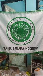 Bendera MUI Majelis Ulama Indonesia Rumbai