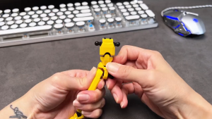 Mô Hình Robot Dummy Khớp Xoay 360° ABS – Figure Tự Lắp Ghép Tạo Dáng Đa Tư Thế Kèm Vũ Khí