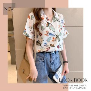 LKShoes งานสวยเข้าใหม่พร้อมส่ง เสื้อเชิ้ตฮาวายลำลอง งานแฟชั่น ทรงสวย ใส่สบาย เนื้อผ้านิ่ม บางเบา ไม่อับร้อน สงกรานต์นี้บอกเลยพลาดไม่ได้ พิกัดในตะกร้าเลย