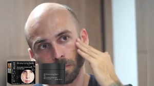 EELHOE Refreshing Mens Revitalizing Face Cream Brightens Dullness Moisturizes and Repairs Rough Skin
