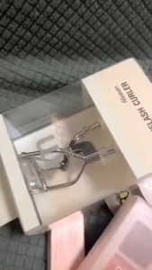 ML0010 Meilinda Creamy Basic Eyelash Curler ที่ดัดขนตา - คลาสเสริมจมูกและไฮยาลูรอนิก ที่ดัดขนตา