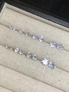 Bông Tai FANTAI Mini Zircon Nữ Nhỏ Sang Trọng Thiết Kế Đơn Giản Thanh Lịch Thời Trang Sành Điệu Đa Năng Bông Tai Hợp Kim Hoa Văn Hình Học