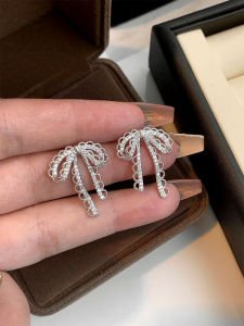 Elegant Silver Butterfly Knot Earrings Womens Fashion Jewelry Hollow out Zircon Studs Sweet Ear Cufflinks Alloy/Plated