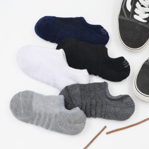 ผู้ชาย ผ้าฝ้าย ถุงเท้าเรือ Low Cut หนาขึ้น ถุงเท้ากีฬาวิ่งดูดซับเหงื่อ ผู้หญิง ถุงเท้าสั้นผ้าเช็ดตัวกํามะหยี่ด้านล่าง
