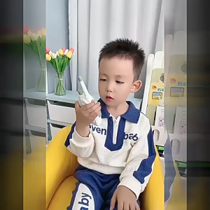 MEKANSM Mainan Handy Walkie Talkie HT Anak Jarak Jauh Isi 2 Murah Karakter