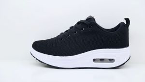 NEW รองเท้ากีฬา รองเท้าออกกำลังกายเพื่อสุขภาพ สีแดง ความสูง 5 cm. พื้นกันลื่น น้ำหนักเบา ระบายอากาศได้ดี ไซส์ 36-41 พร้อมส่งจากไทย