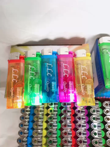 #828 STAR CROWN Lighter with Flashlight 50PCS/BOX