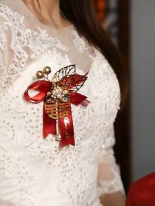 👩‍❤️‍💋‍👨现货👩‍❤️‍💋‍👨 结婚胸花新郎新娘家人用品伴郎伴娘父母胸针婚礼婚庆中式襟花全套