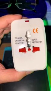 Travel Adaptor Multifungsi Universal EU AU UK US Plug Colokan Steker Listrik Multi International Portable