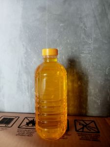 Silicone Oil Kuning Pengkilap Ban dan Body 500 ml
