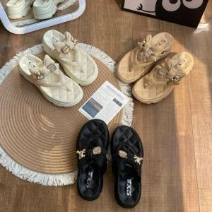 Sandal Wedges Wanita Fashion Simple Motif Karakter Beruang Pita Selop Main Jalan Bahan Empuk SPT-97