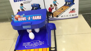 Childrens Electric Bowling Toy Indoor Toy Ball Sports Interactive Game Machine Detachable Bowling Machine