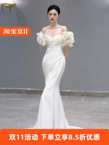 Elegant Light Wedding Dress One Shoulder Fish Tail Bride Flower Embroidery Custom Made White Bridal Gown for Hotel Indoor Shoots