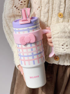 Large Capacity Double Drink Straw Insulated Mug: A Stylish Choice for Women