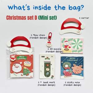 Christmas Goodie Bags for Kids Xmas school gifts School Party Gifts Santa Reindeer & Wreath Gift Packs stationary sets